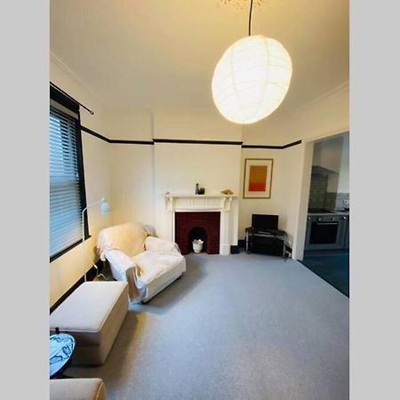 Beautiful First Floor Apartment In St Leonards 외부 사진