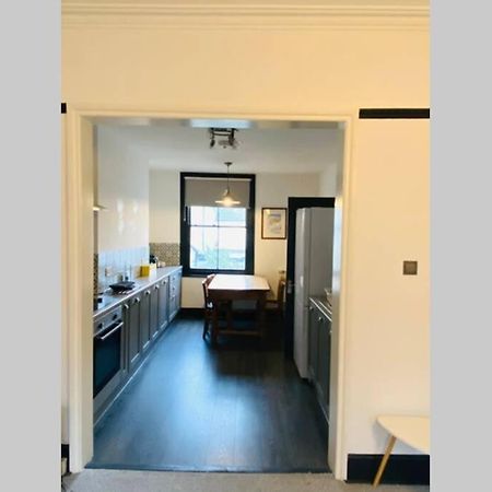 Beautiful First Floor Apartment In St Leonards 외부 사진