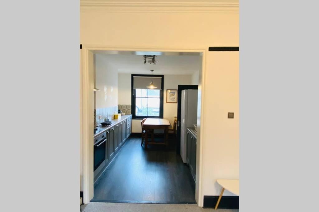 Beautiful First Floor Apartment In St Leonards 외부 사진